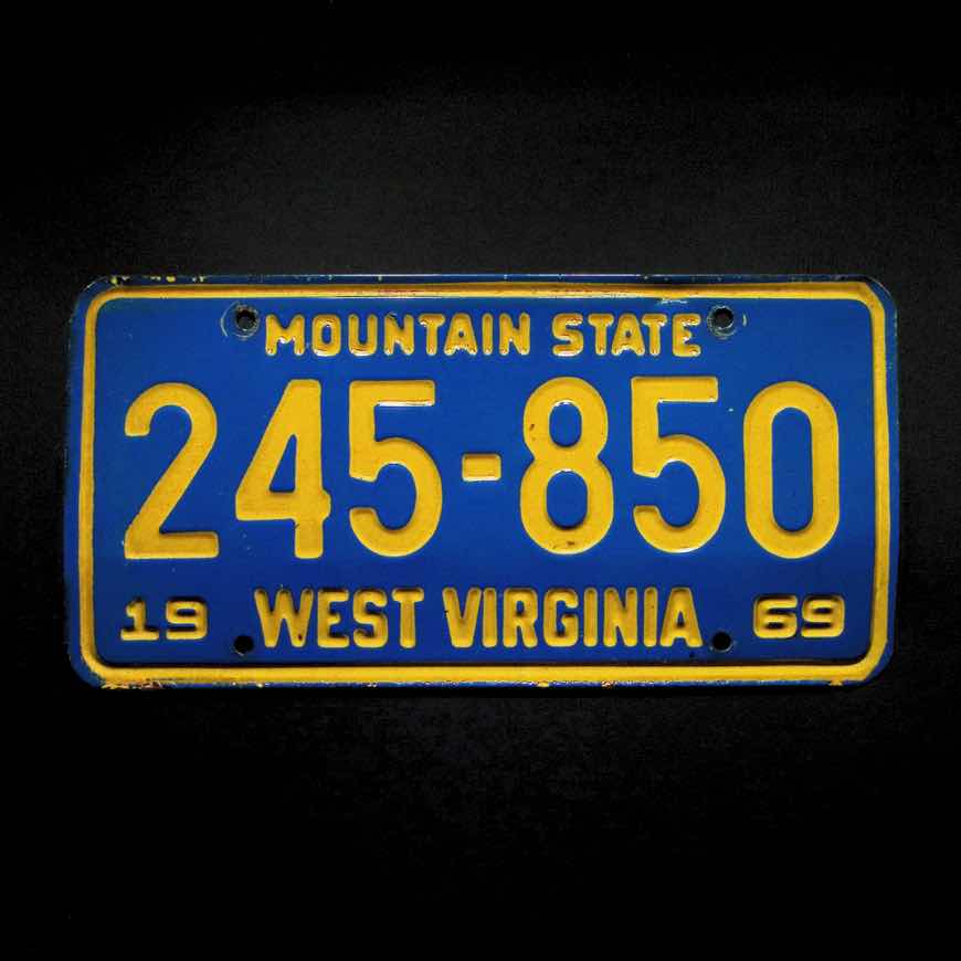 inscription 654b563542540c4e6756e9724d52cb61cb965bb4796c77fdf1c6f11785c03886i2